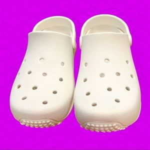 Simply Southern Women’s White Clog/Croc Shoes